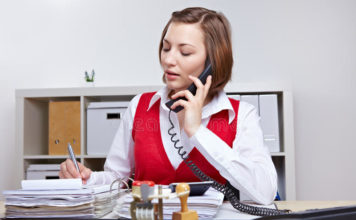 Presidente valora a secretarias como esenciales en el desarrollo de labores de instituciones y empresas