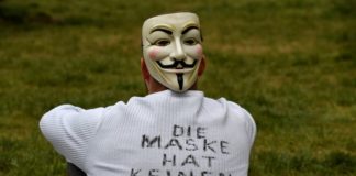 Miles de manifestantes contra el confinamiento en Alemania
