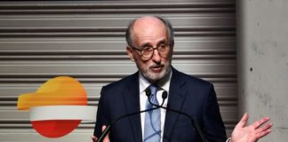 Repsol pierde 487 millones de euros en el primer trimestre por la caída del precio del petróleo