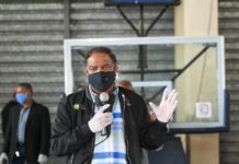 Ministro Díaz inicia entrega de ayuda a 3,000 deportistas