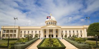 Danilo Medina solicita prorrogar estado de emergencia por 25 días