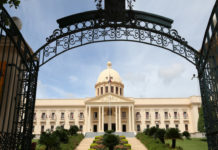 Presidente Danilo Medina resalta laboriosidad, tenacidad, responsabilidad y constante superación personal de madres dominicanas