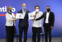 Abinader recibe apoyo de destacadas figuras del Arte y la Cultura