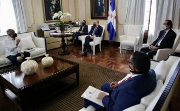 Presidente se reúne con funcionarios sector agropecuario, pasa balance a disponibilidad alimentos y adopta medidas en favor de productores