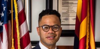 Alcalde de Arizona afirma hay condiciones para votar en los Estados Unidos