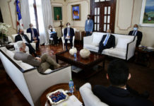 Comité de Emergencia y Gestión Sanitaria para el Combate del COVID-19 rinde informe al presidente sobre situación en el país