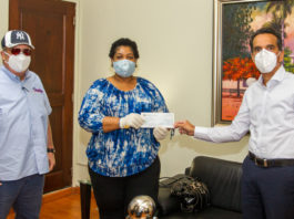 Artesanas de Sabana Grande de Boyá reciben recursos para compra de equipos