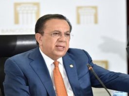Gobernador del Banco Central se opone al retiro de hasta un 30% de los fondos de pensiones