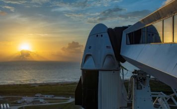 El mal tiempo amenaza el primer vuelo tripulado de SpaceX