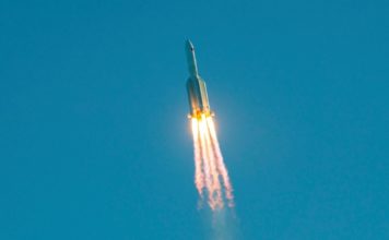 Nueva nave espacial china regresa a la Tierra