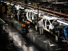 Francia anuncia un plan de 8.000 millones de euros para salvar el sector automotor