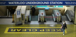 El empleo en el Reino Unido resiste en marzo pero se hunde en abril