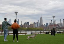 Tres regiones de Nueva York reabrirán gradualmente, pero no la Gran Manzana