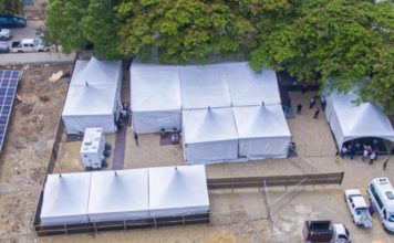 Abinader instala segundo hospital temporal en Villa Vásquez