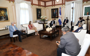 Presidente evalúa primera fase desescalada junto a Comité de Emergencias y Gestión Sanitaria para el Combate del COVID-19