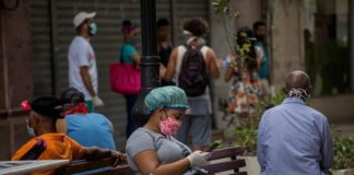 Siguen aumentando los casos positivos de COVID-19 en RD, 371 casos nuevos en 24 horas y 428 defunciones