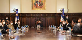 Medina recibe a líderes empresariales y escucha propuesta de reactivación gradual de la economía