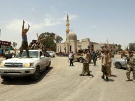 Fuerzas del gobierno toman última posición de Haftar en el oeste de Libia