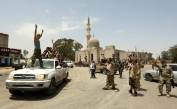 Fuerzas del gobierno toman última posición de Haftar en el oeste de Libia