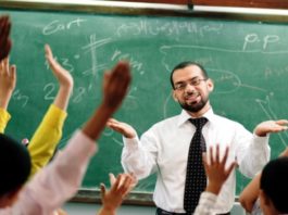 Danilo Medina felicita y reconoce ardua labor de maestros