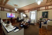 Danilo Medina se reúne con misión observación de la OEA