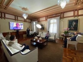 Danilo Medina se reúne con misión observación de la OEA