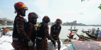 Al menos 30 muertos en Bangladés en un accidente de transbordador