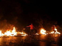 Tensión en Líbano ante el desplome de la moneda y las manifestaciones