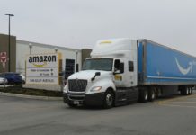 Empleados demandan a Amazon en Nueva York por exponerlos al coronavirus