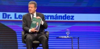 Leonel promete combatir corrupción y dejar justicia actúe con independencia