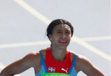 Premian a Marielis Sánchez mejor en atletismo en la provincia Santo Domingo