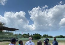 Presidente de LIDOM visita Estadio de Baní