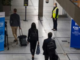 Economía francesa tardará dos años en recuperarse de la pandemia del coronavirus