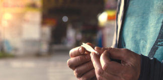 FOTOS: El impresionante antes y después de un joven drogadicto tras más de dos años de abstinencia