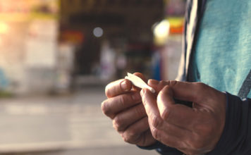 FOTOS: El impresionante antes y después de un joven drogadicto tras más de dos años de abstinencia
