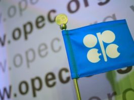 La OPEP+ debate las consecuencias de su recorte en la producción de petróleo