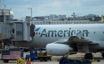 American Airlines y United añaden vuelos a medida que la demanda se recupera de la pandemia