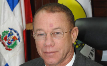 Izquierdo cree inconcebible Leonel Fernández apoye PLD