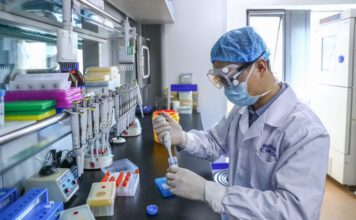 Las falsas afirmaciones de Miguel Bosé sobre GAVI, Bill Gates y el 5G