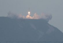 Fracasa en Nueva Zelanda lanzamiento de cohete con siete satélites