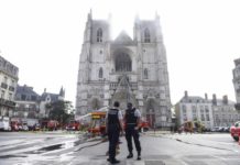 Incendio provoca daños en la catedral gótica de Nantes en Francia