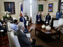Presidente Danilo Medina se reúne con miembros de Comité de Emergencia y Gestión Sanitaria