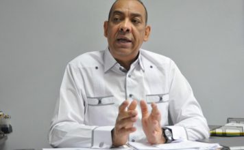 Deligne Ascensión garantiza conclusión de obras y ampliación de asistencia vial en MOPC