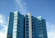 Hospitales y clínicas de Santiago a punto de quedarse sin camas para enfermos de COVID-19