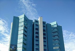 Hospitales y clínicas de Santiago a punto de quedarse sin camas para enfermos de COVID-19