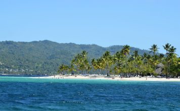Empresarios de Samaná defienden bellezas y condiciones de sus playas