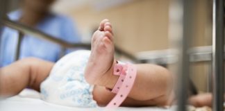 La Covid-19 hundirá la natalidad en España