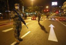 Presidente declara toque de queda por 20 días