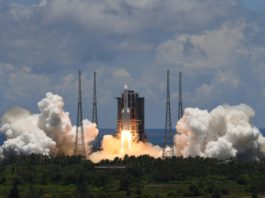 China lanza una sonda a Marte