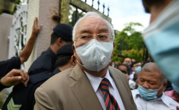 Ex primer ministro malasio Najib condenado a 12 años de prisión en juicio por corrupción